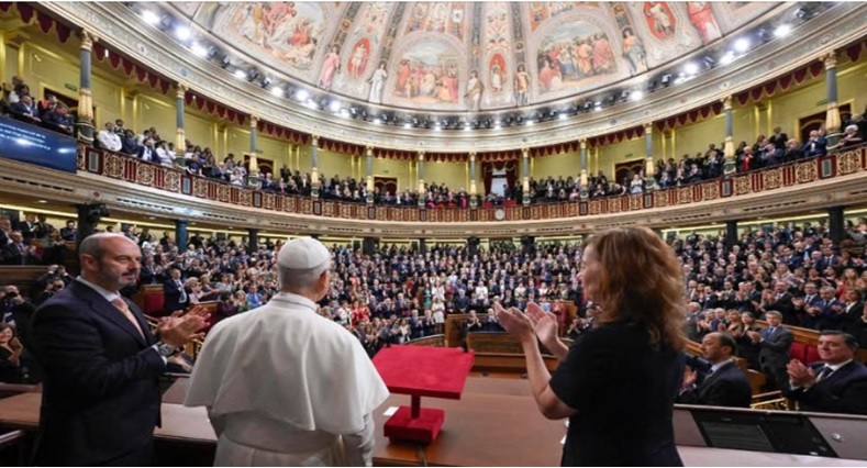 El Parlamento no es una iglesia